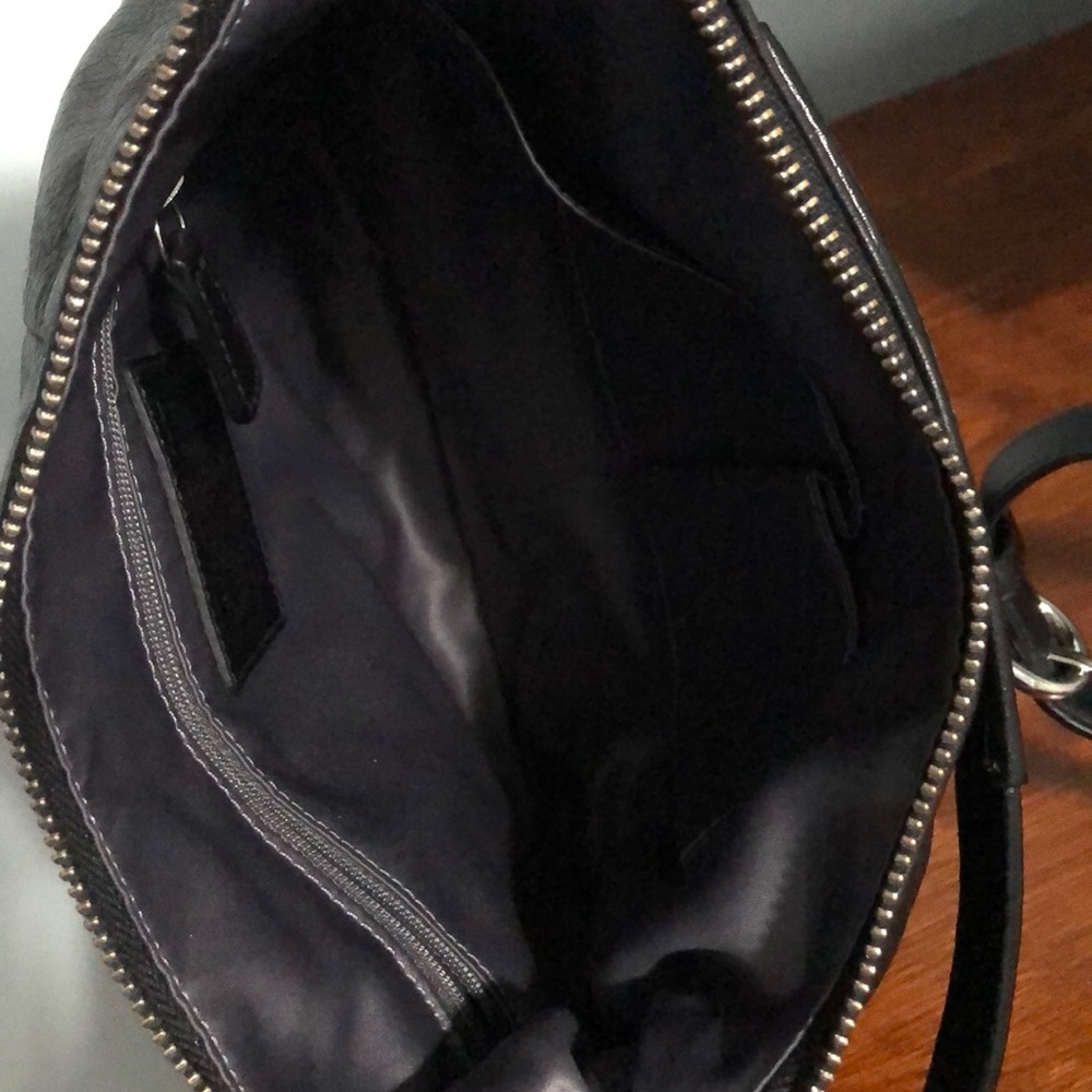 Coach black leather crossbody - Picture 6 of 6